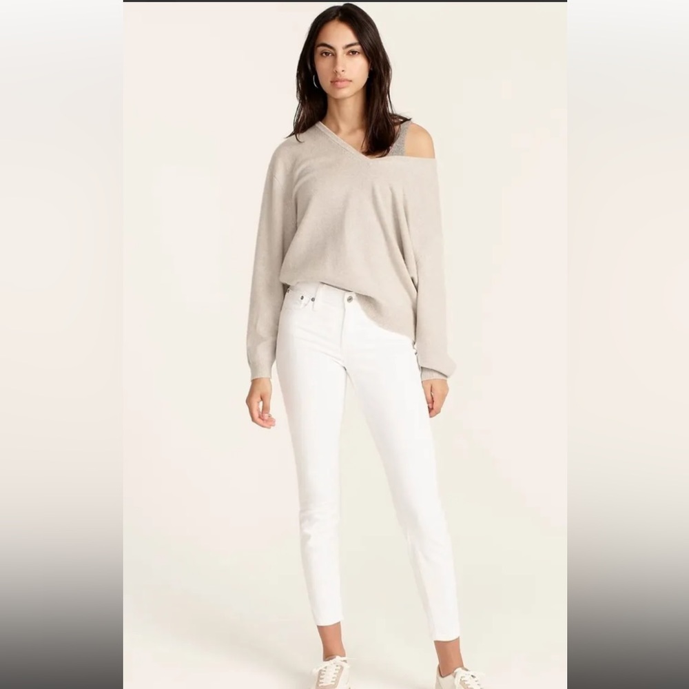 J Crew Women  8" toothpick jean in white Size 27